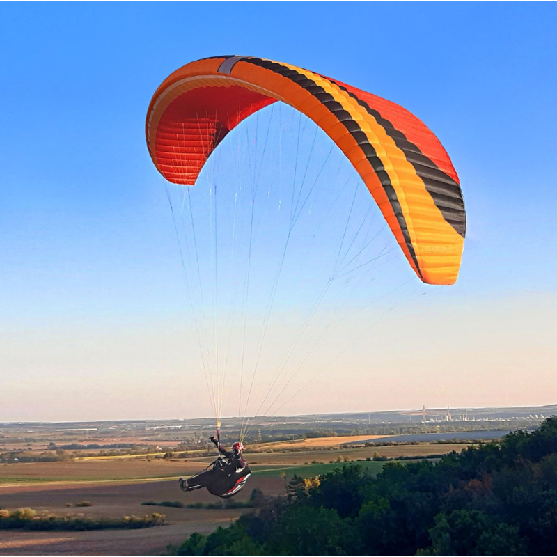 MAC PARA MUSE 5 – Parapente EN-A performant, stable et progressif | Boutique parapente-puydedome-shop.fr